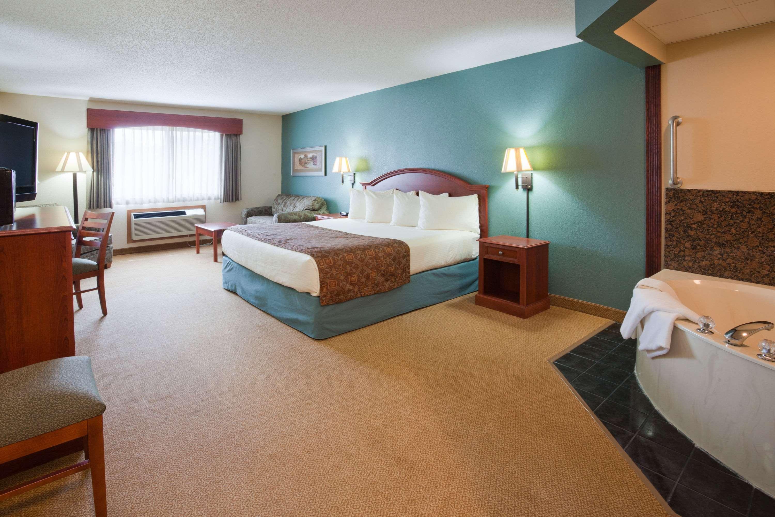 Americinn By Wyndham St. Peter Екстер'єр фото