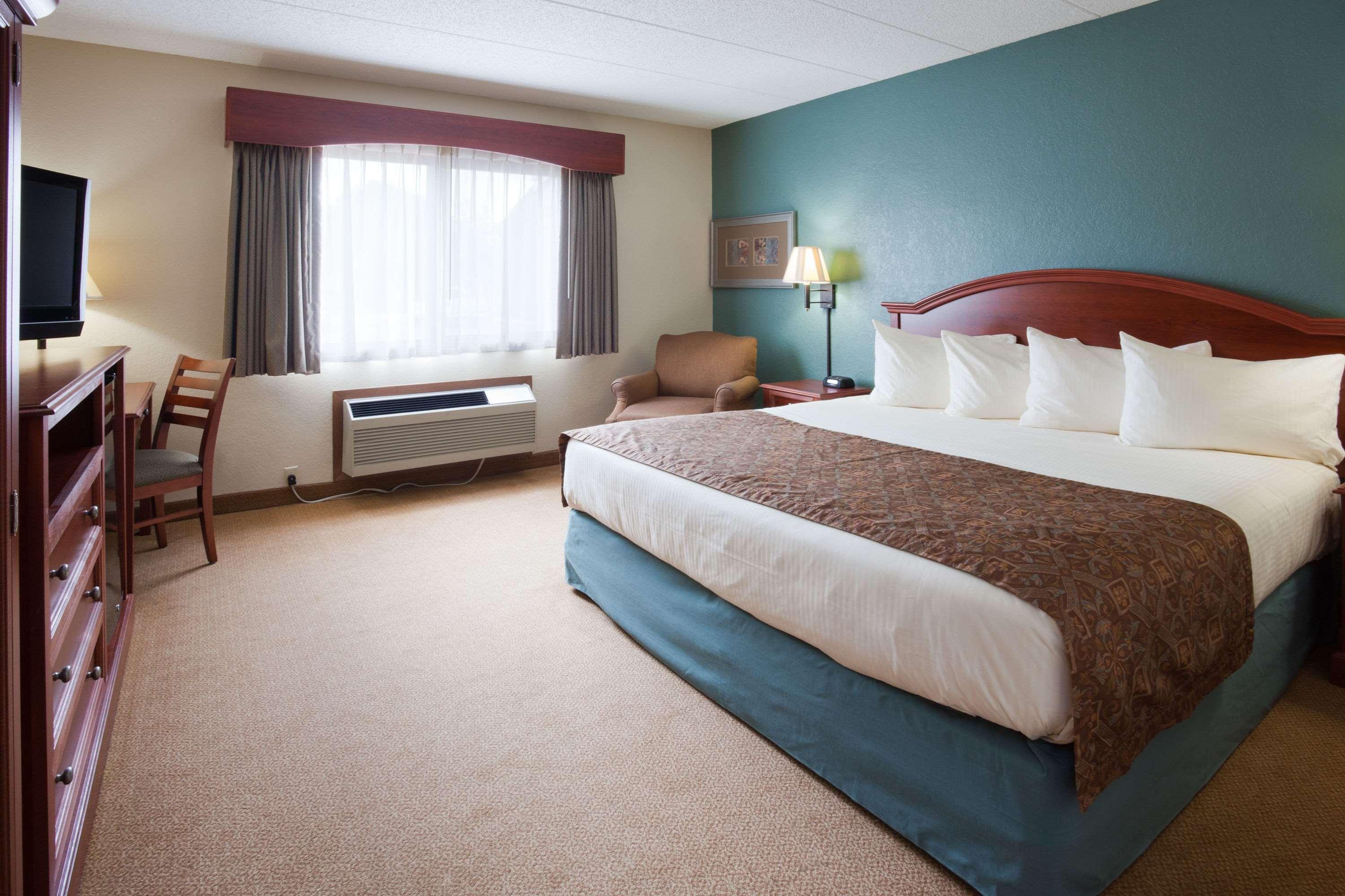 Americinn By Wyndham St. Peter Екстер'єр фото