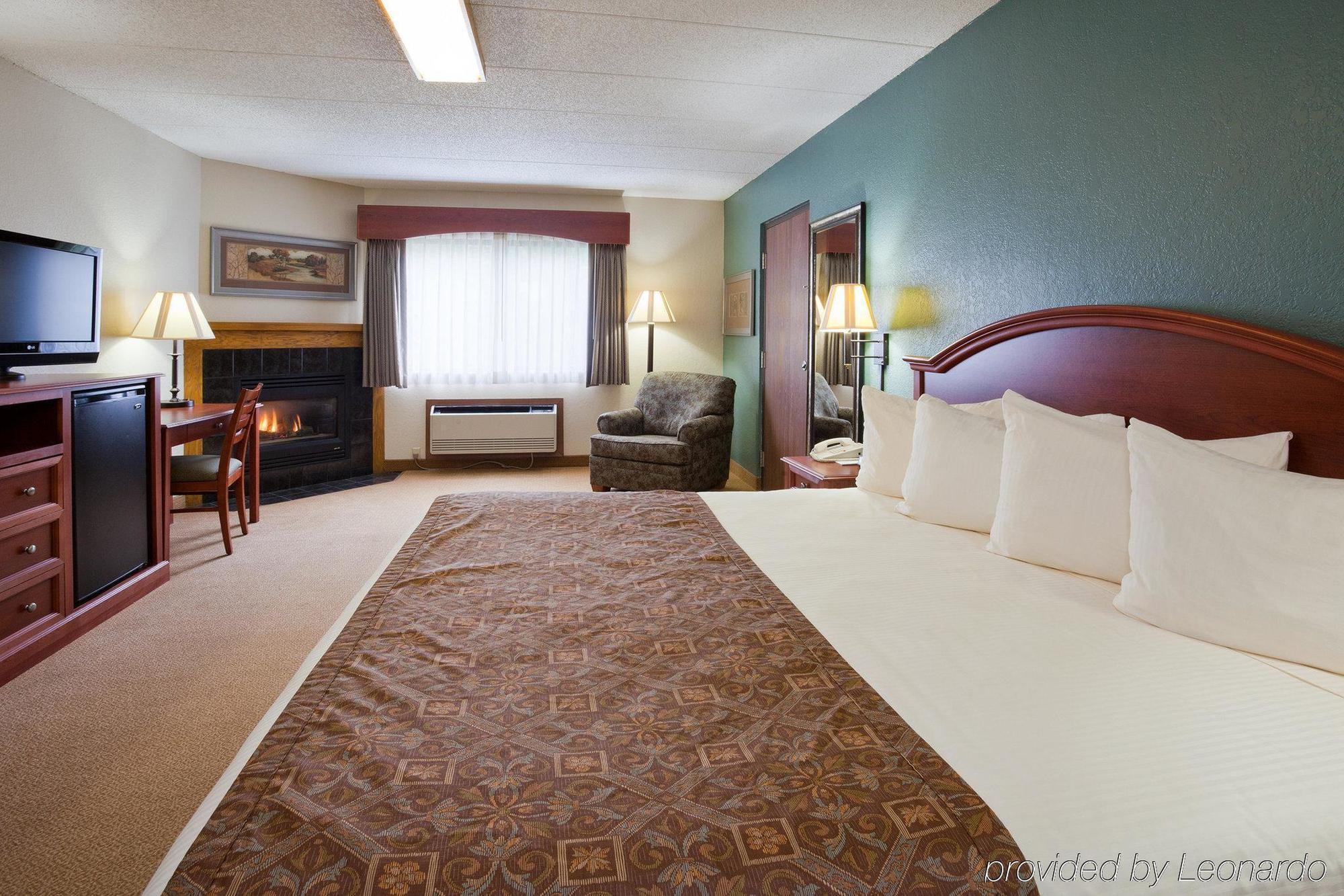 Americinn By Wyndham St. Peter Екстер'єр фото